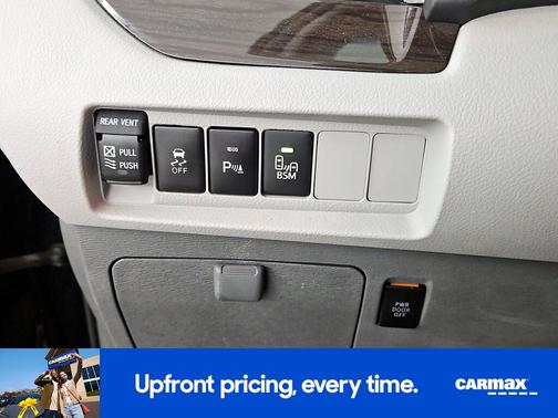 2017 Toyota Sienna XLE Premium