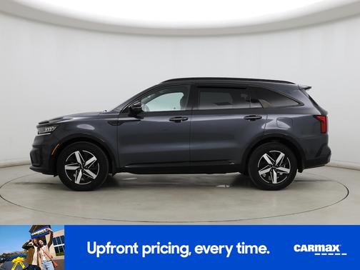 Gray 2022 Kia Sorento S
