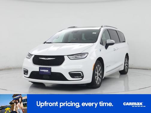 2023 Chrysler Pacifica Hybrid Pinnacle