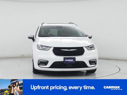 2023 Chrysler Pacifica Hybrid Pinnacle