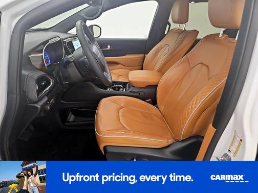 2023 Chrysler Pacifica Hybrid Pinnacle