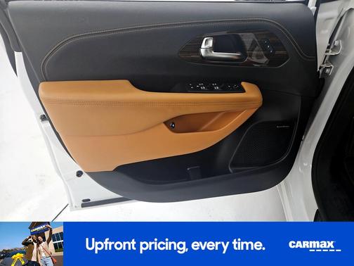 2023 Chrysler Pacifica Hybrid Pinnacle