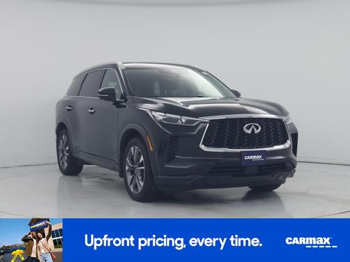 Black 2023 INFINITI QX60 Luxe