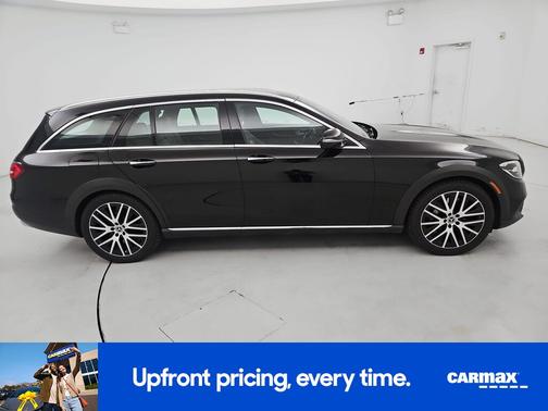 Black 2022 Mercedes-Benz E-Class