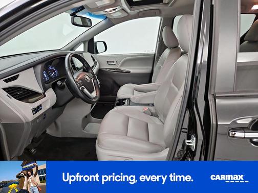 2017 Toyota Sienna XLE