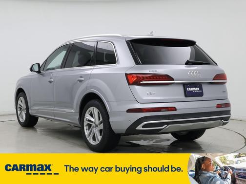 2022 Audi Q7 Premium Plus