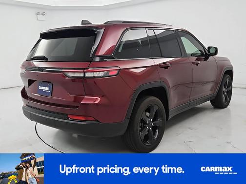 Burgundy 2023 Jeep Grand Cherokee Altitude