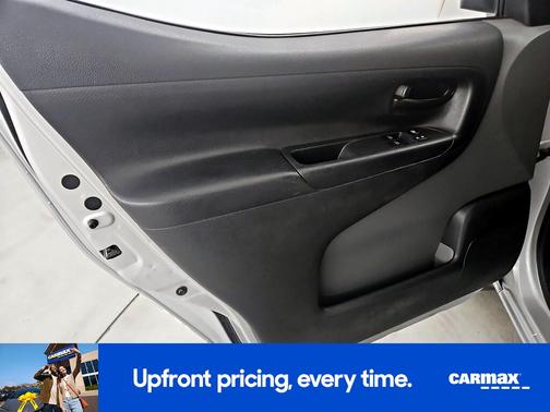 2017 Nissan NV200 SV