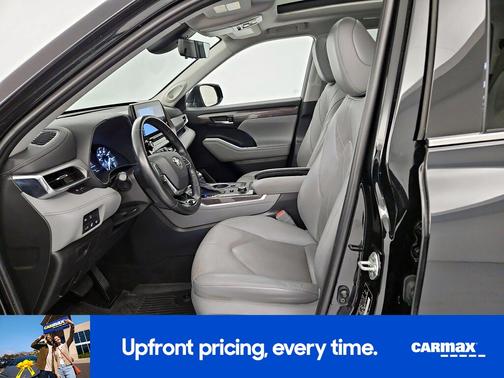 Black 2021 Toyota Highlander Platinum