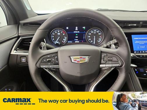 2025 Cadillac XT6 Sport