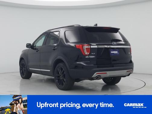 Black 2016 Ford Explorer XLT