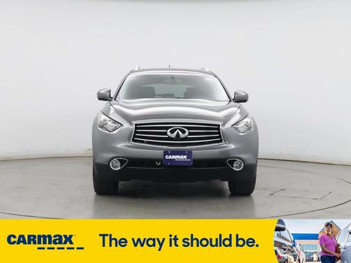 2016 INFINITI QX70