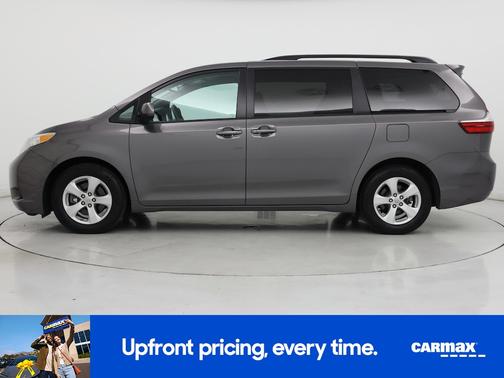 2017 Toyota Sienna LE