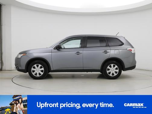 Gray 2015 Mitsubishi Outlander ES