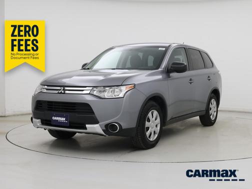 Gray 2015 Mitsubishi Outlander ES