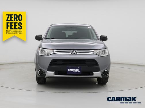 Gray 2015 Mitsubishi Outlander ES