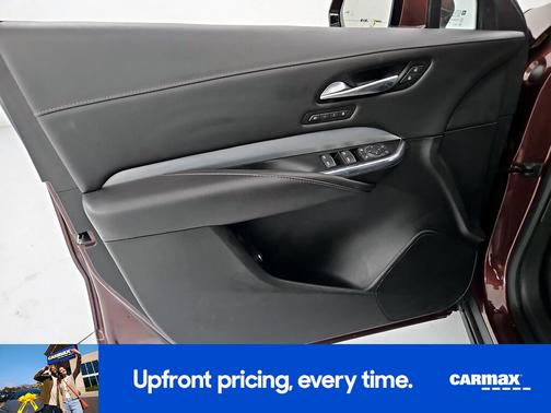 2022 Cadillac XT4 Premium Luxury