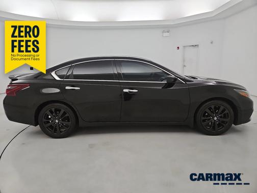 Black 2017 Nissan Altima SR