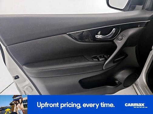 2017 Nissan Rogue Sport SL