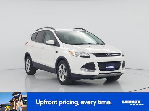 White 2016 Ford Escape SE