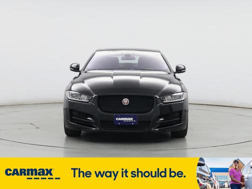 2017 Jaguar XE R-Sport