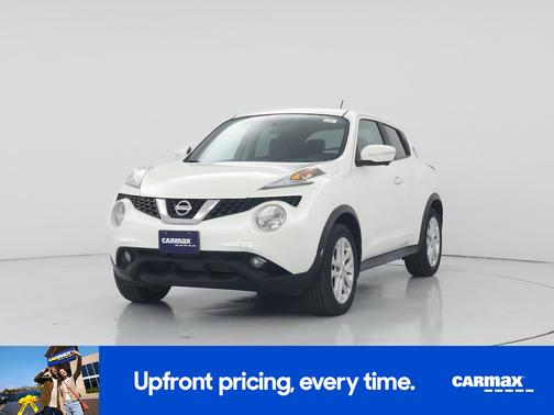 White 2016 Nissan Juke SL