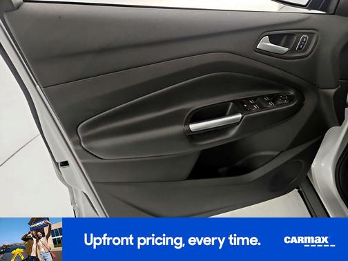 Silver 2017 Ford Escape SE