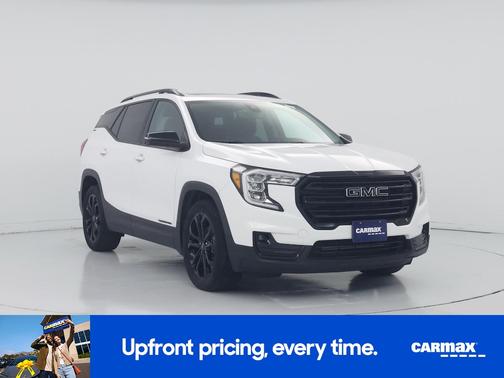 White 2022 GMC Terrain SLT
