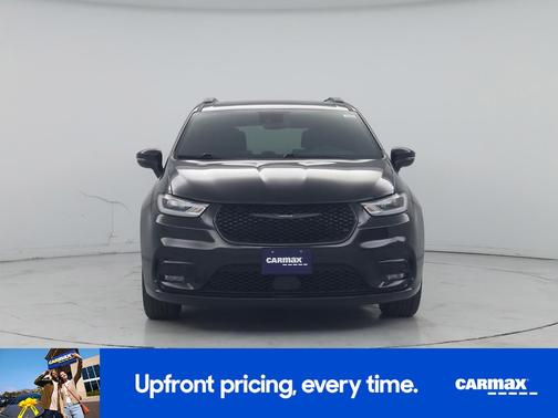 Black 2021 Chrysler Pacifica Touring L