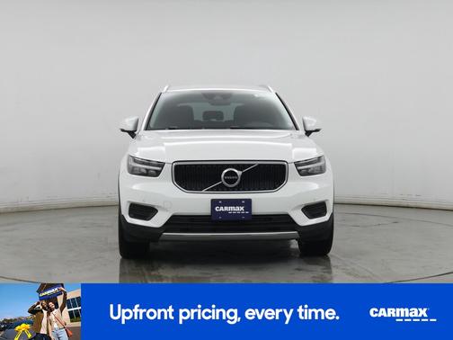 2020 Volvo XC40 T5 Momentum