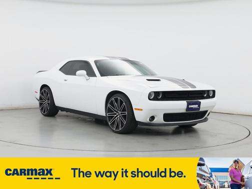 2017 Dodge Challenger SXT