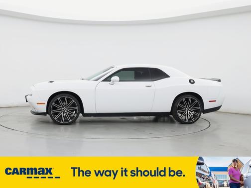 2017 Dodge Challenger SXT