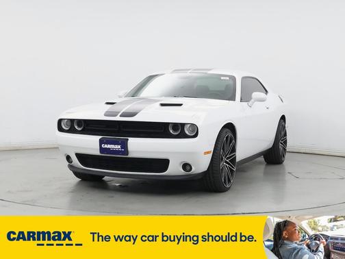 2017 Dodge Challenger SXT