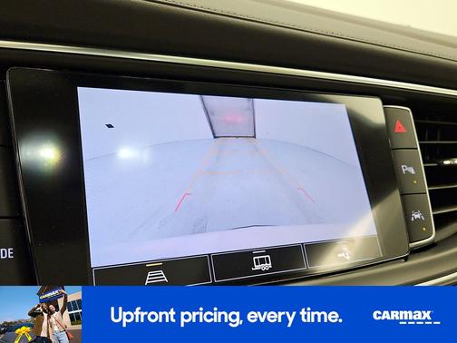 Pearl 2023 Buick Enclave Essence