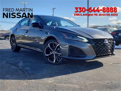 2025 Nissan Altima SR