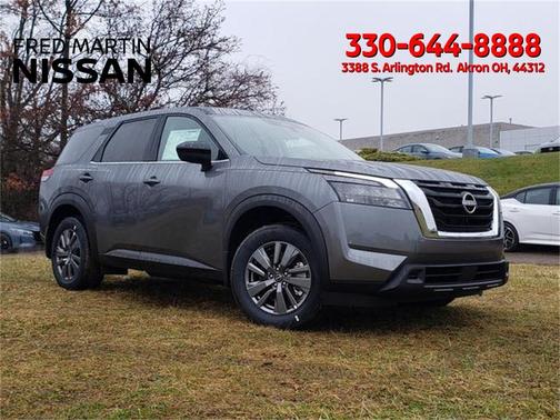 2025 Nissan Pathfinder S