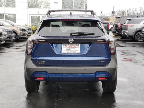 2026 Nissan Kicks SV