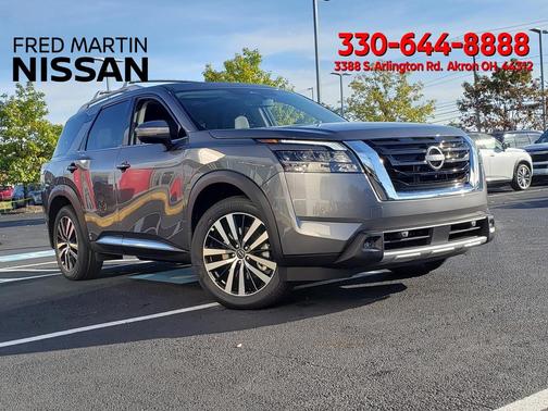 2025 Nissan Pathfinder Platinum