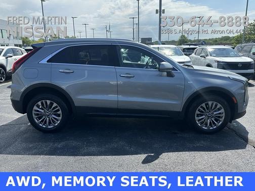 2024 Cadillac XT4 Premium Luxury