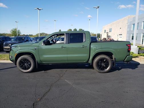 2026 Nissan Frontier SV