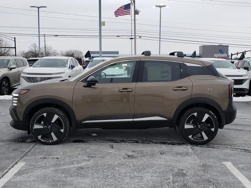 2026 Nissan Kicks SR