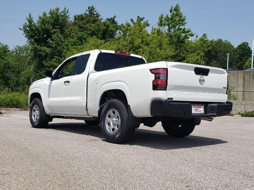 2025 Nissan Frontier S