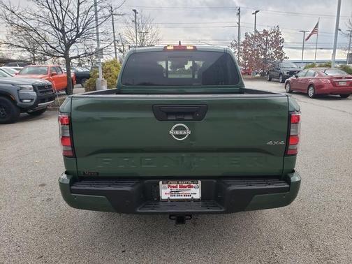 2025 Nissan Frontier SV