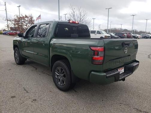 2025 Nissan Frontier SV