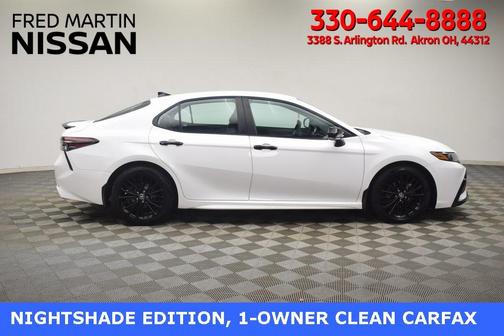 2022 Toyota Camry SE Nightshade