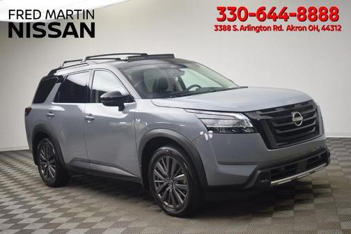 2t Gry Blk Roof 2024 Nissan Pathfinder SL