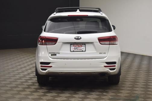 2016 Kia Sorento SX