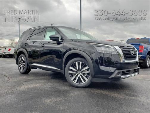 2025 Nissan Pathfinder Platinum