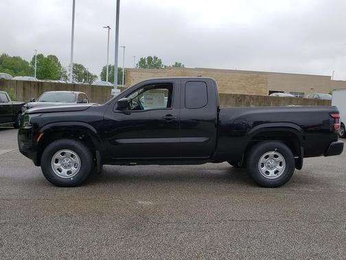 2025 Nissan Frontier S