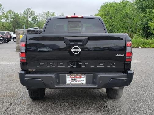 2025 Nissan Frontier S